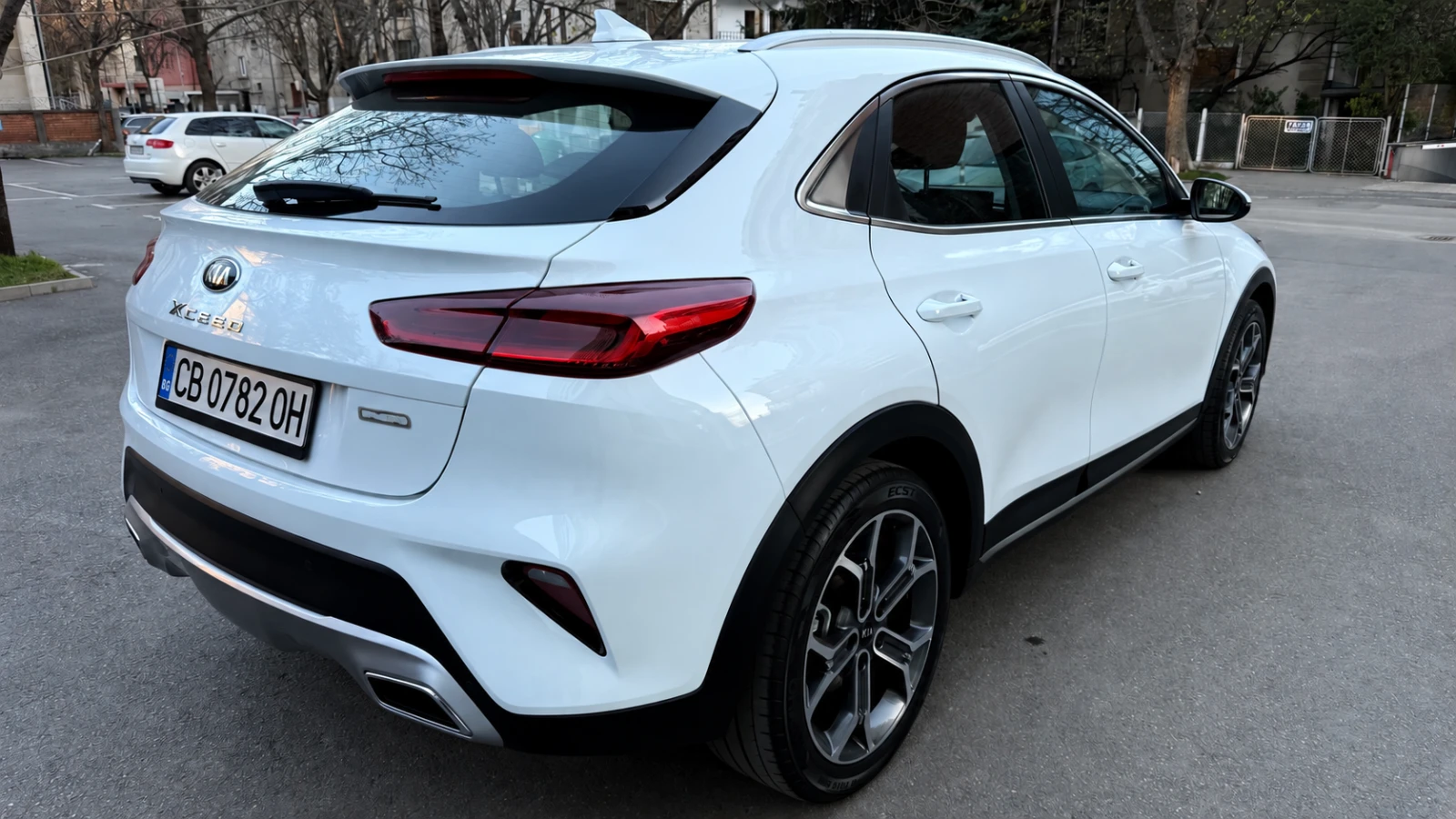 Kia XCeed 1.0i LPG BRC, снимка 4 - Автомобили и джипове - 56346807