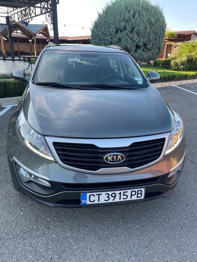 Kia Sportage 2.0 crdi, снимка 3 - Автомобили и джипове - 47570603