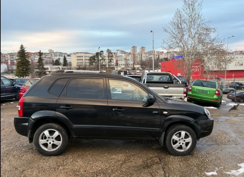 Hyundai Tucson 2.0lpg 141hp 4x4, снимка 2 - Автомобили и джипове - 48451082