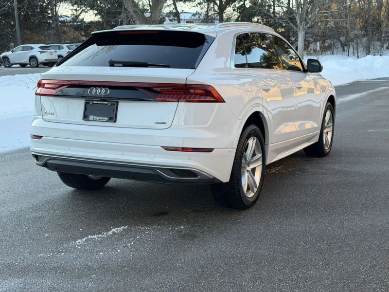 Audi Q8 Premium * CARFAX* ОБДУХВАНЕ* ПАНОРАМА* , снимка 6 - Автомобили и джипове - 53287047