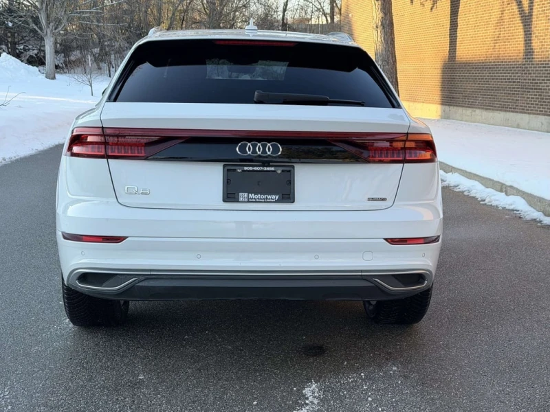 Audi Q8 Premium * CARFAX* ОБДУХВАНЕ* ПАНОРАМА* , снимка 7 - Автомобили и джипове - 53287047