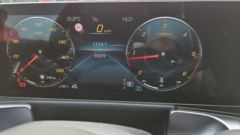 Mercedes-Benz GLB, снимка 8 - Автомобили и джипове - 53419679