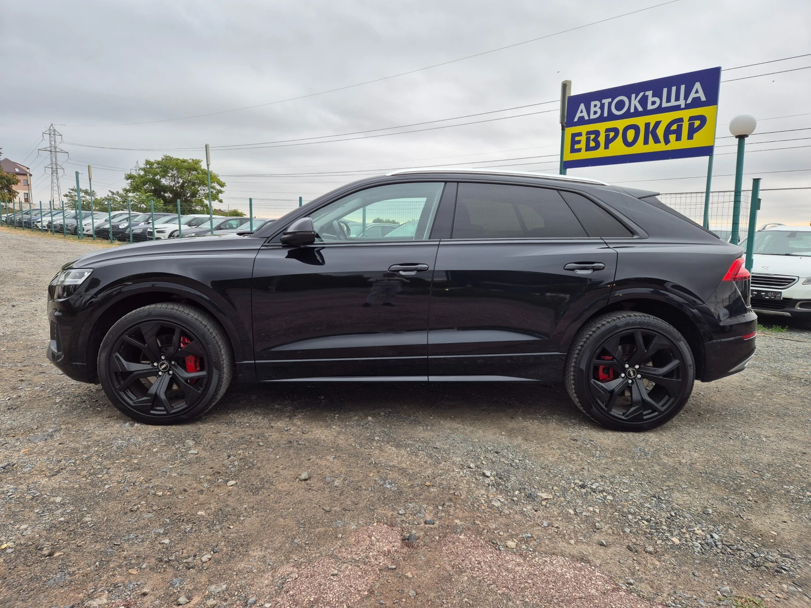 Audi Q8 3.0i Quattro - изображение 2
