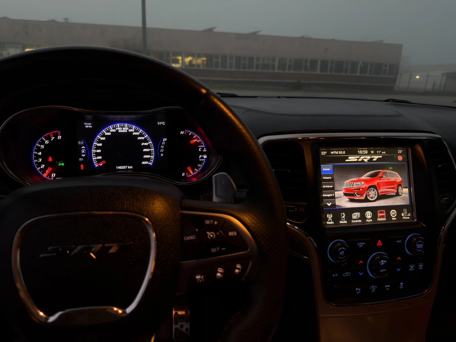 Jeep Grand cherokee 6.4 HEMI SRT | Mobile.bg   15