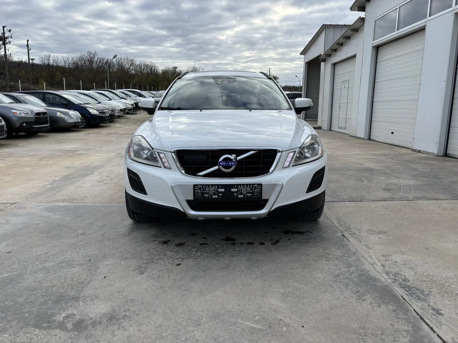 Volvo XC60 2.0d 163k.c* DVD* Navi* Panorama* UNIKAT*  | Mobile.bg   11