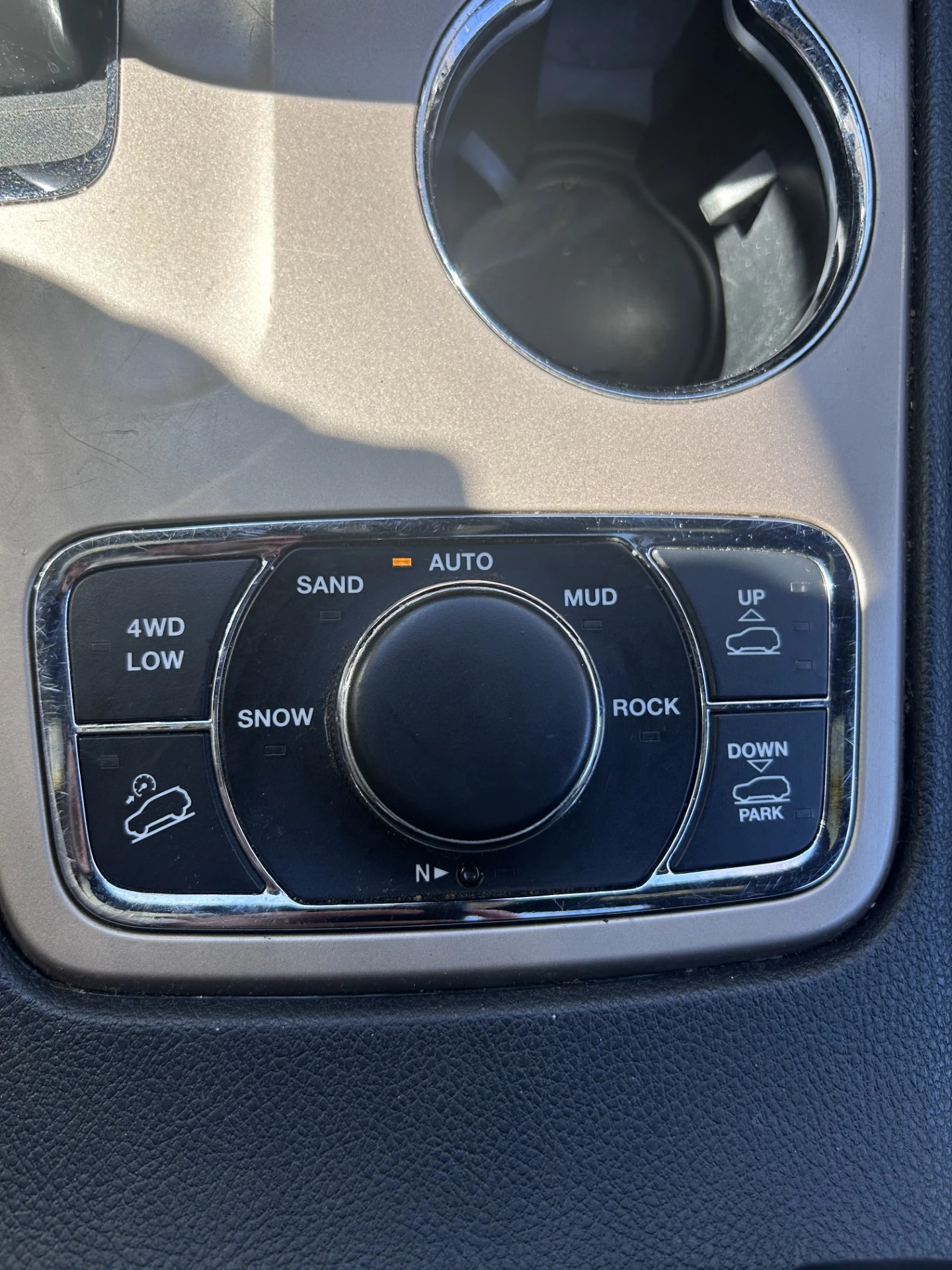 Jeep Grand cherokee, снимка 11 - Автомобили и джипове - 53770388