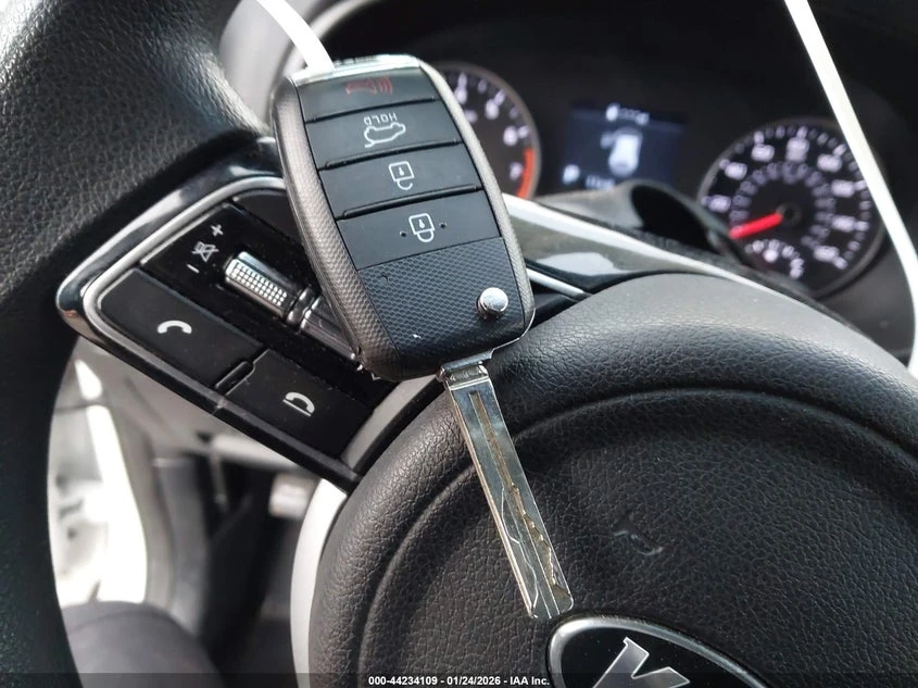 Kia Sportage 2.4l Lx, снимка 11 - Автомобили и джипове - 54037439