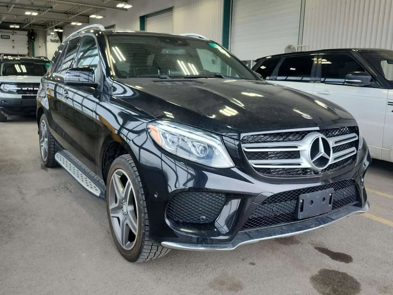 Mercedes-Benz GLE 350 AMG PACK | 360 | MEMORY | PANO | , снимка 2 - Автомобили и джипове - 54145802