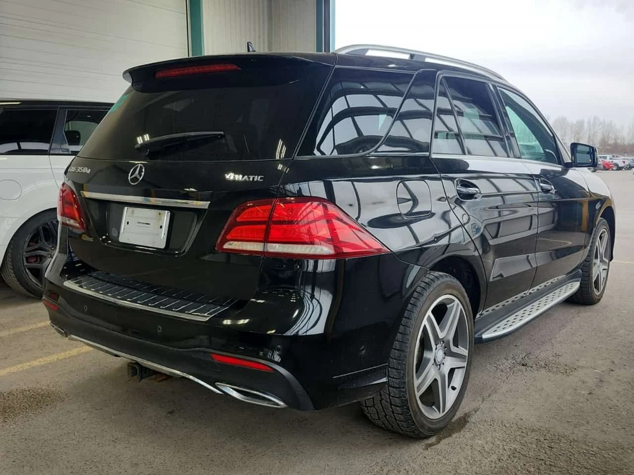 Mercedes-Benz GLE 350 AMG PACK | 360 | MEMORY | PANO | , снимка 3 - Автомобили и джипове - 54145802