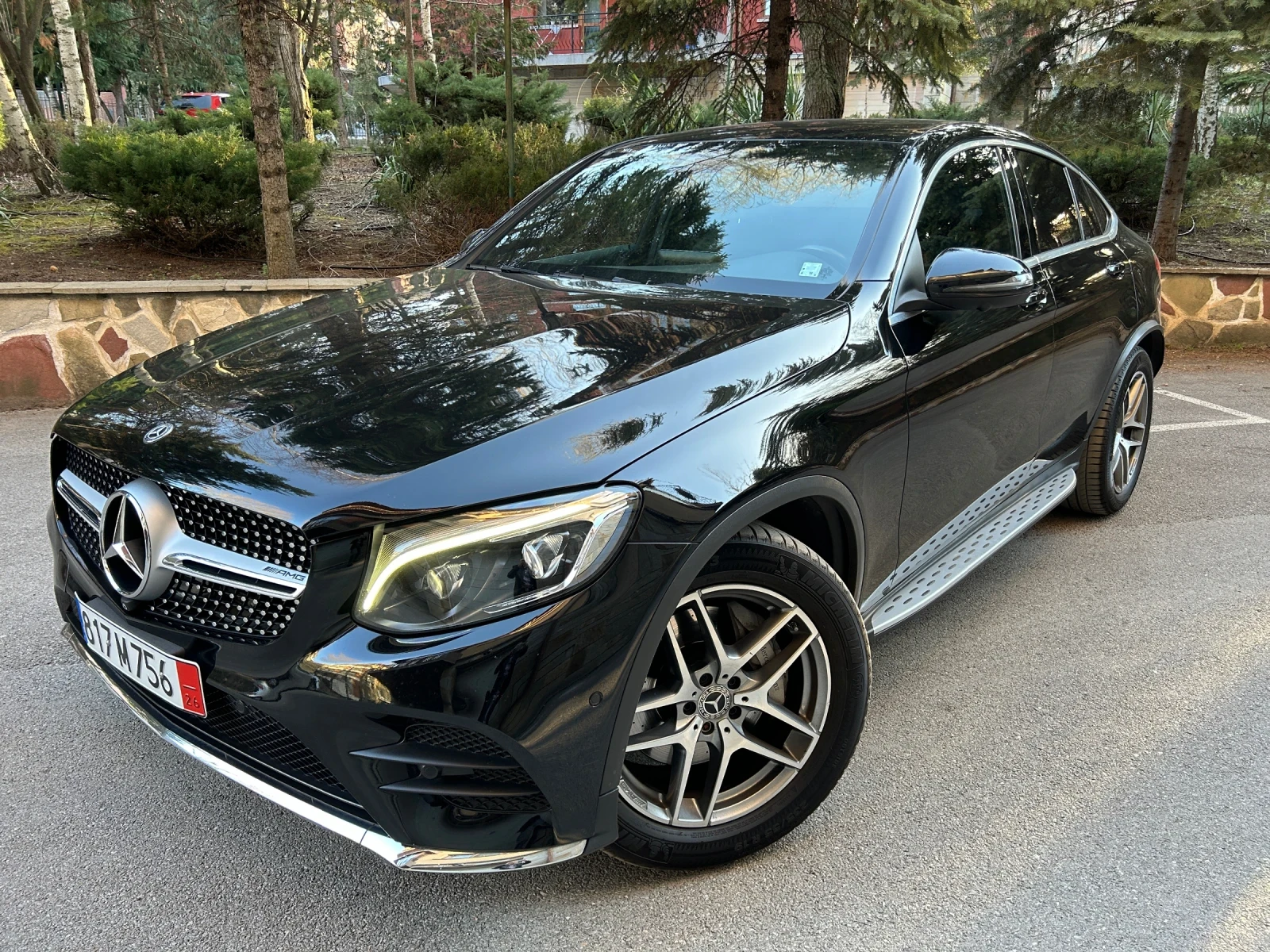 Mercedes-Benz GLC 250 D AMG COUPE 4M, 181000км, КАТО НОВ !, снимка 2 - Автомобили и джипове - 54184972