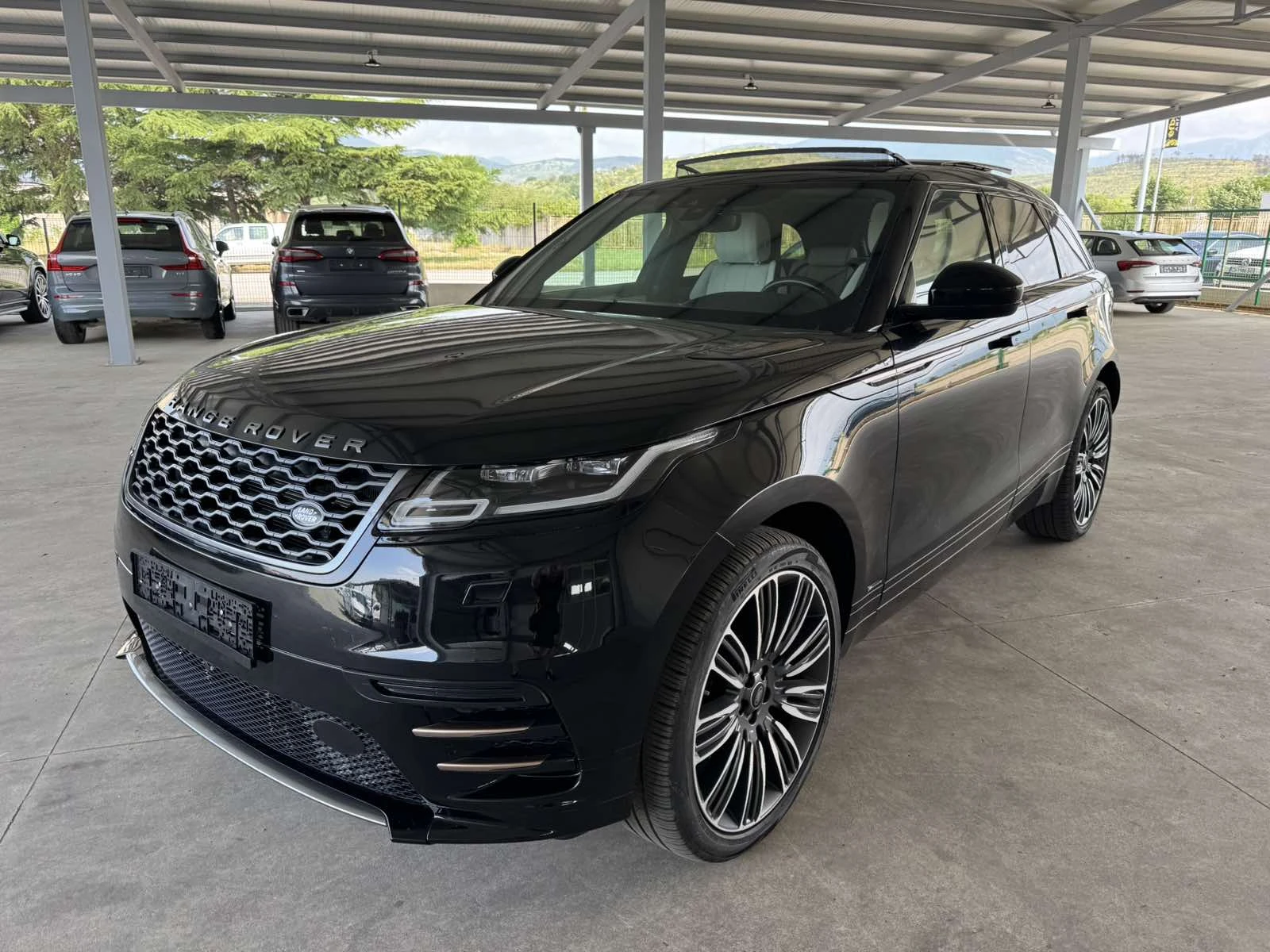Land Rover Range Rover Velar 2.0d* 240ps* 4x4* 150хл.км* R-Dynamic* КОЖА* ПАНО