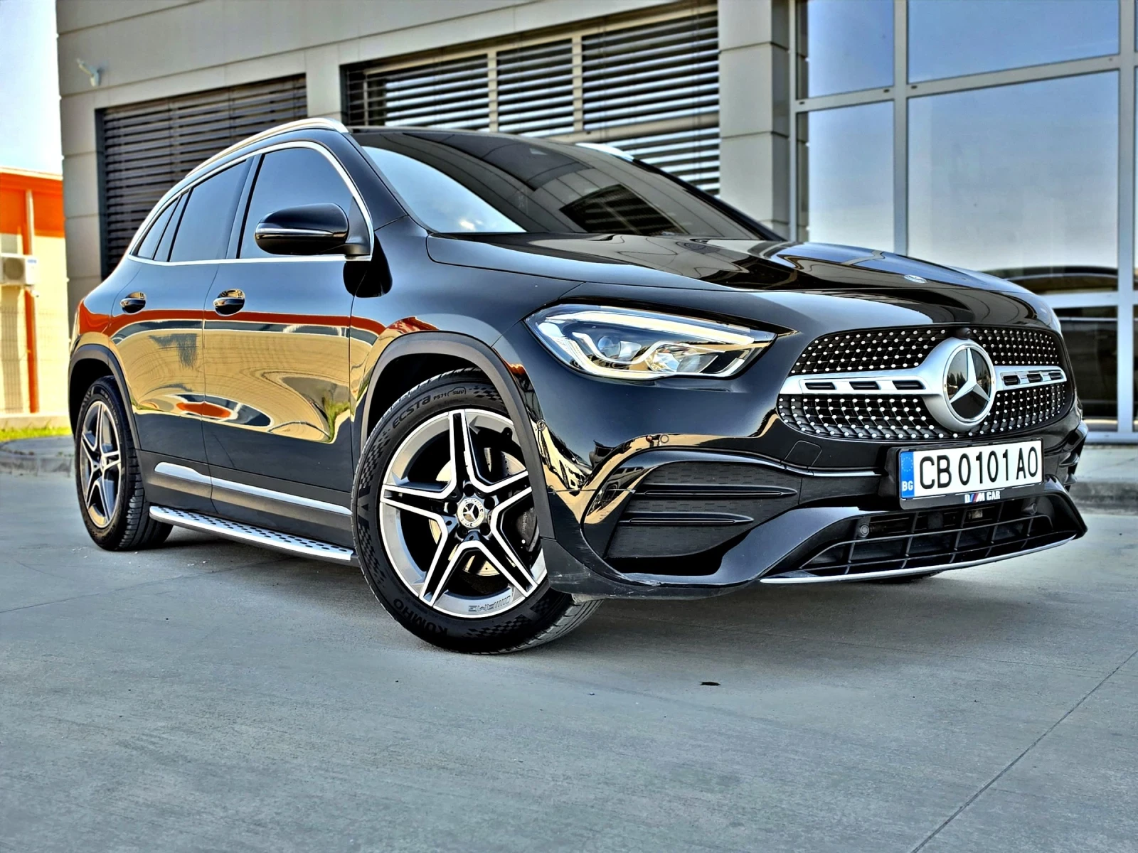 Mercedes-Benz GLA 200 AMG Premium 4matic euro 6d 100% одобрение за лизин, снимка 3 - Автомобили и джипове - 54985734
