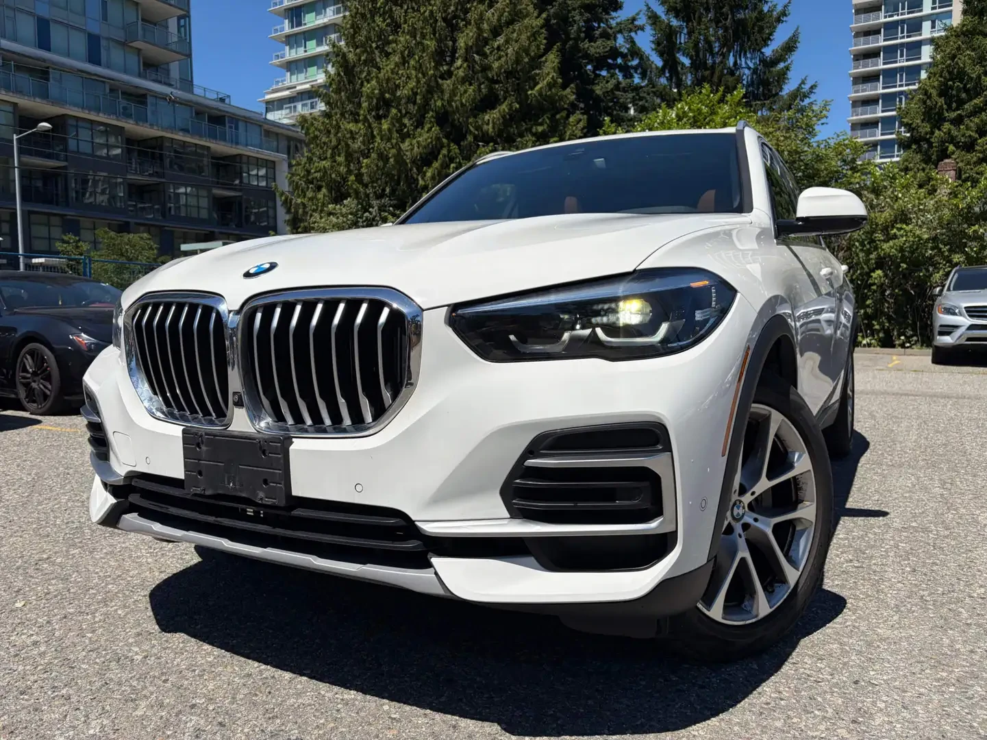 BMW X5 360КАМЕРА* ХЕДЪП* ПАНОРАМА* ПОДГРЕВ* КЕЙЛЕС* 