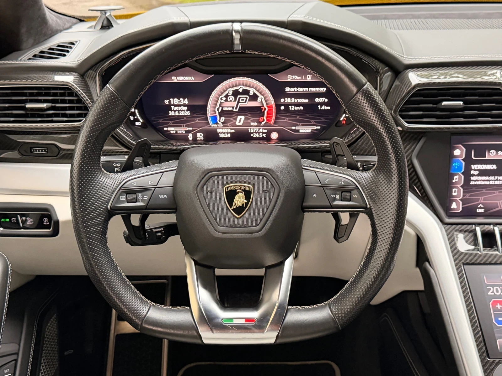 Lamborghini Urus, снимка 13 - Автомобили и джипове - 55124958