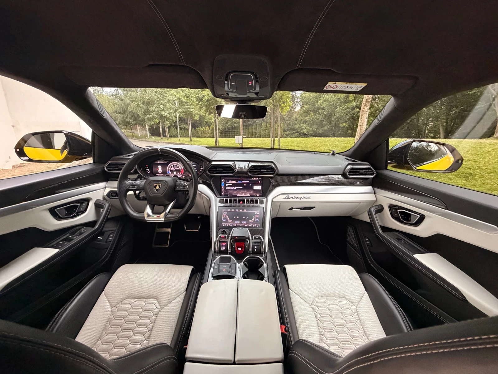 Lamborghini Urus, снимка 12 - Автомобили и джипове - 55124958