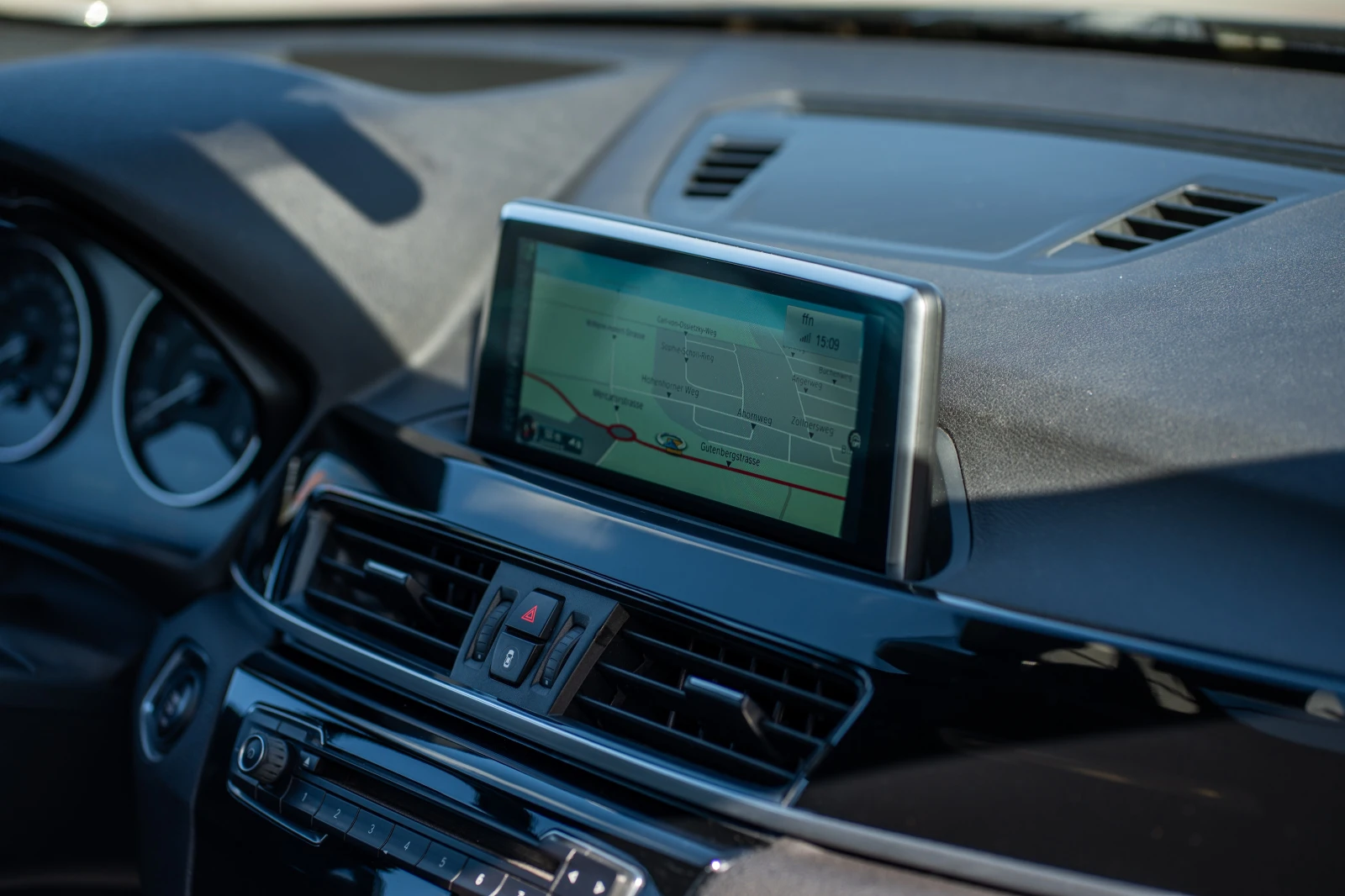 BMW X1 XLine, снимка 9 - Автомобили и джипове - 55675374