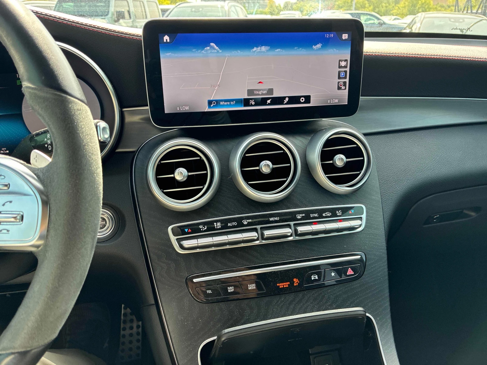 Mercedes-Benz GLC * 300 * CARFAX * , снимка 9 - Автомобили и джипове - 55994946
