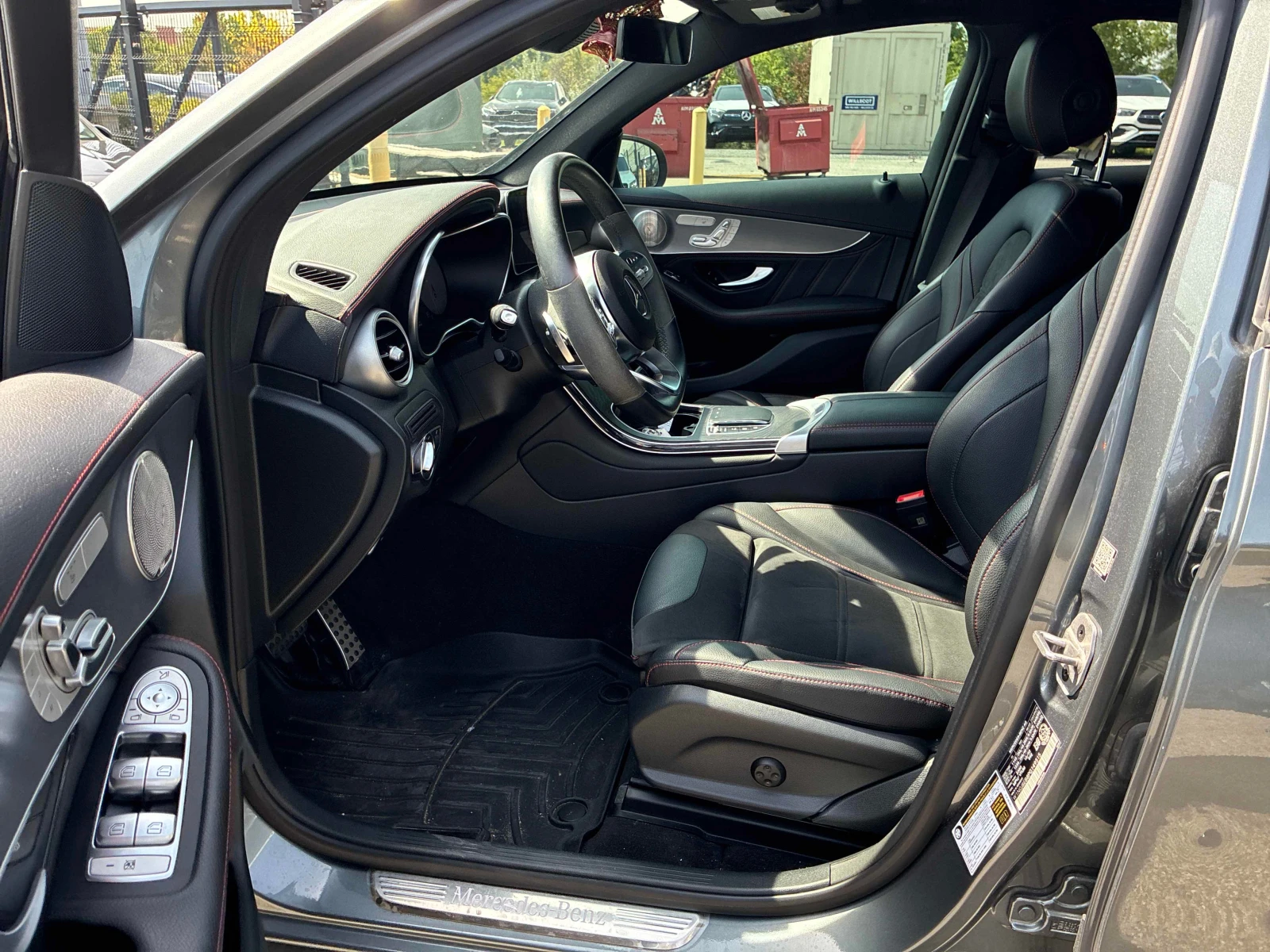Mercedes-Benz GLC * 300 * CARFAX * , снимка 5 - Автомобили и джипове - 55994946