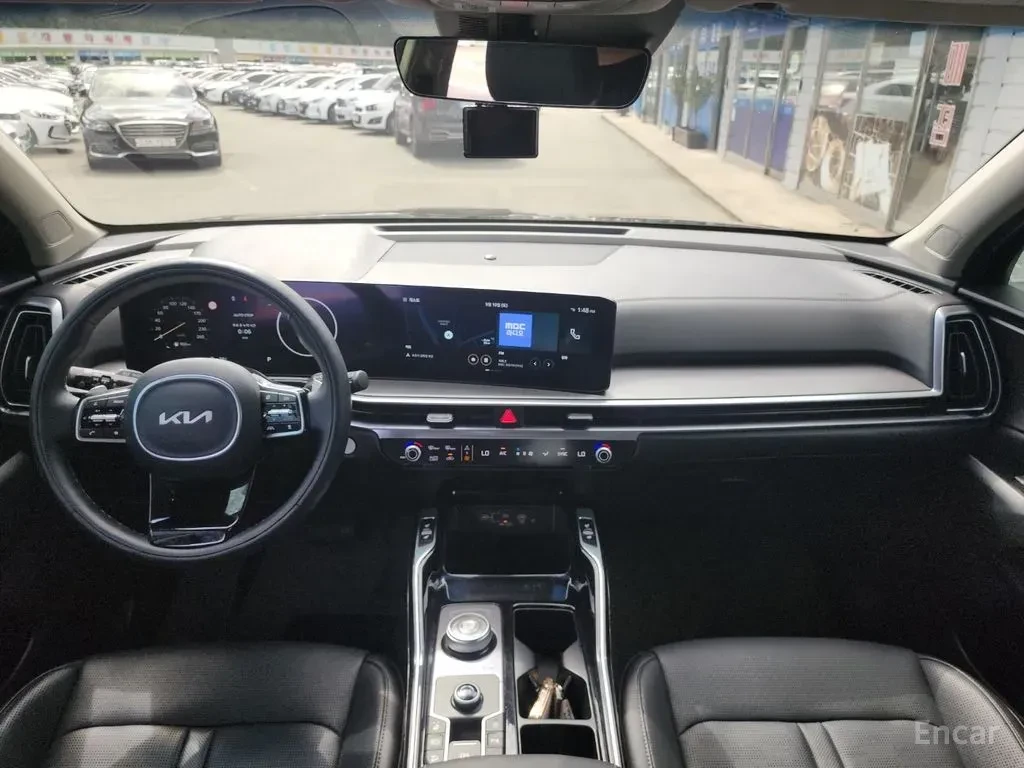 Kia Sorento 2.5T* NOBLESSE* ОБДУХВАНЕ* ДИСТРОНИК* 360КАМЕРА* L, снимка 7 - Автомобили и джипове - 56182992