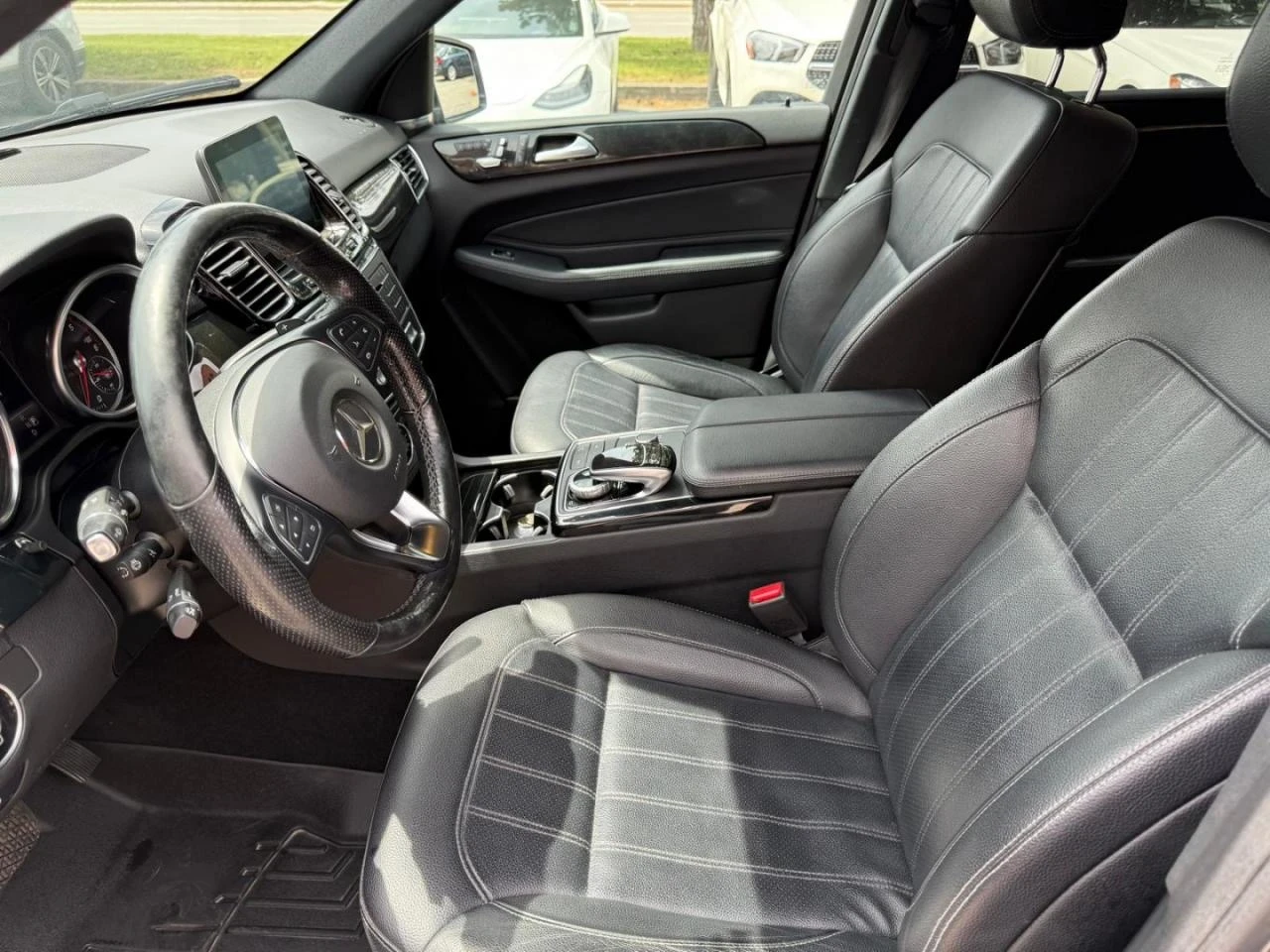 Mercedes-Benz GLE 350, снимка 10 - Автомобили и джипове - 56249025