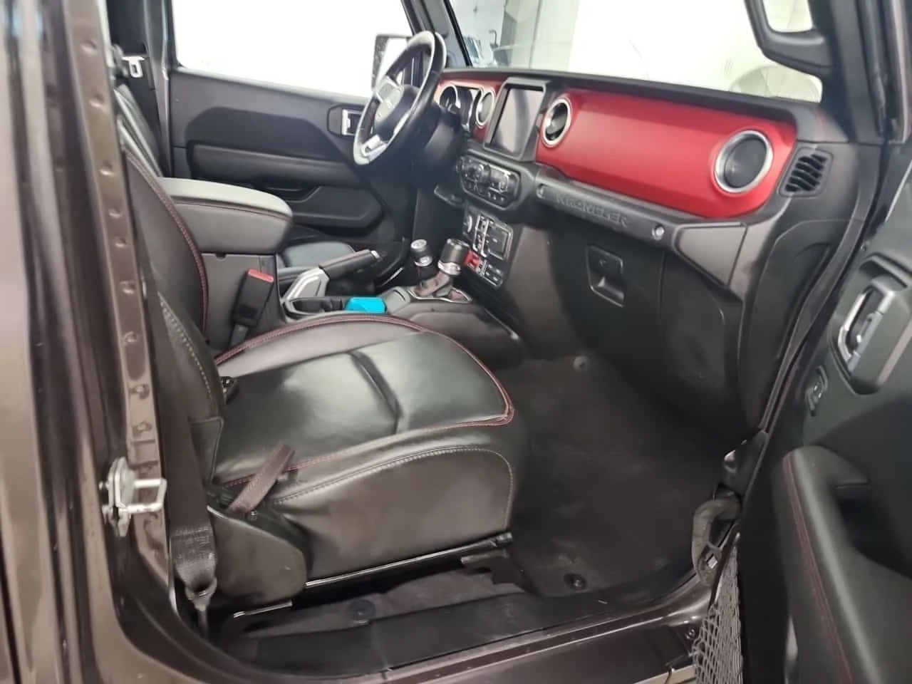 Jeep Wrangler UNLIMITED RUBICON  CARFAX | Mobile.bg � ����������� 15