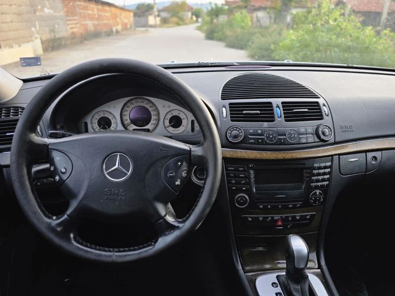 Mercedes-Benz 320 Е320 CDI 204hp AMG-PANORAMA-AVANTGARDE!, снимка 5 - Бусове и автобуси - 52298396