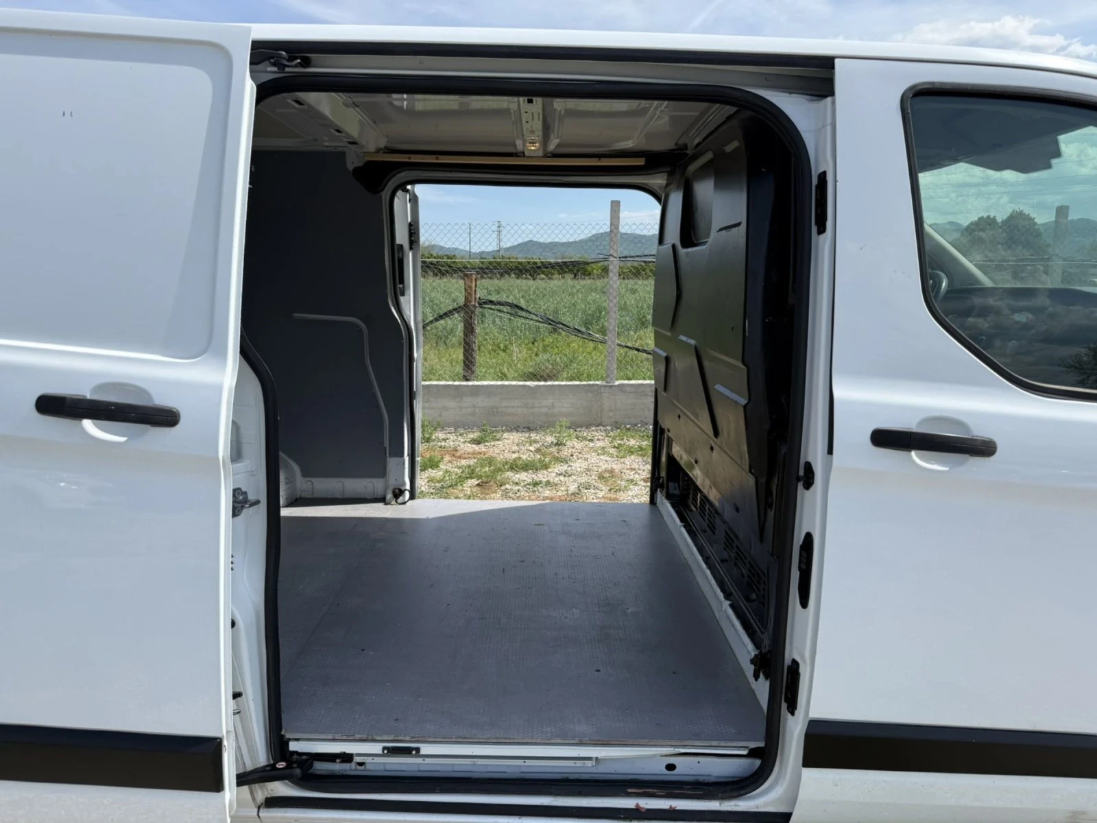 Ford Transit Custom Товарен - изображение 10