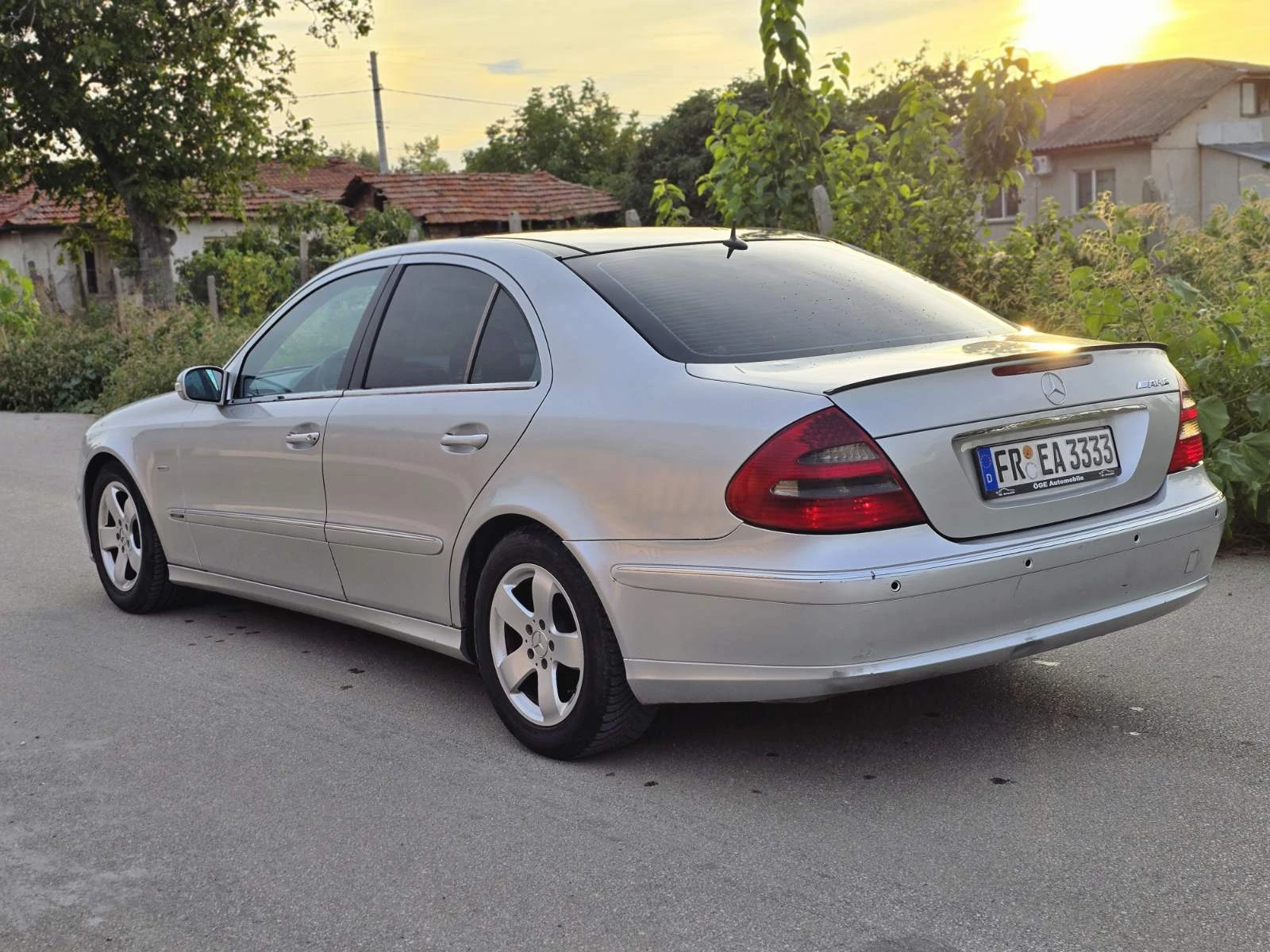 Mercedes-Benz 320 Е320 CDI 204hp AMG-PANORAMA-AVANTGARDE! - изображение 8