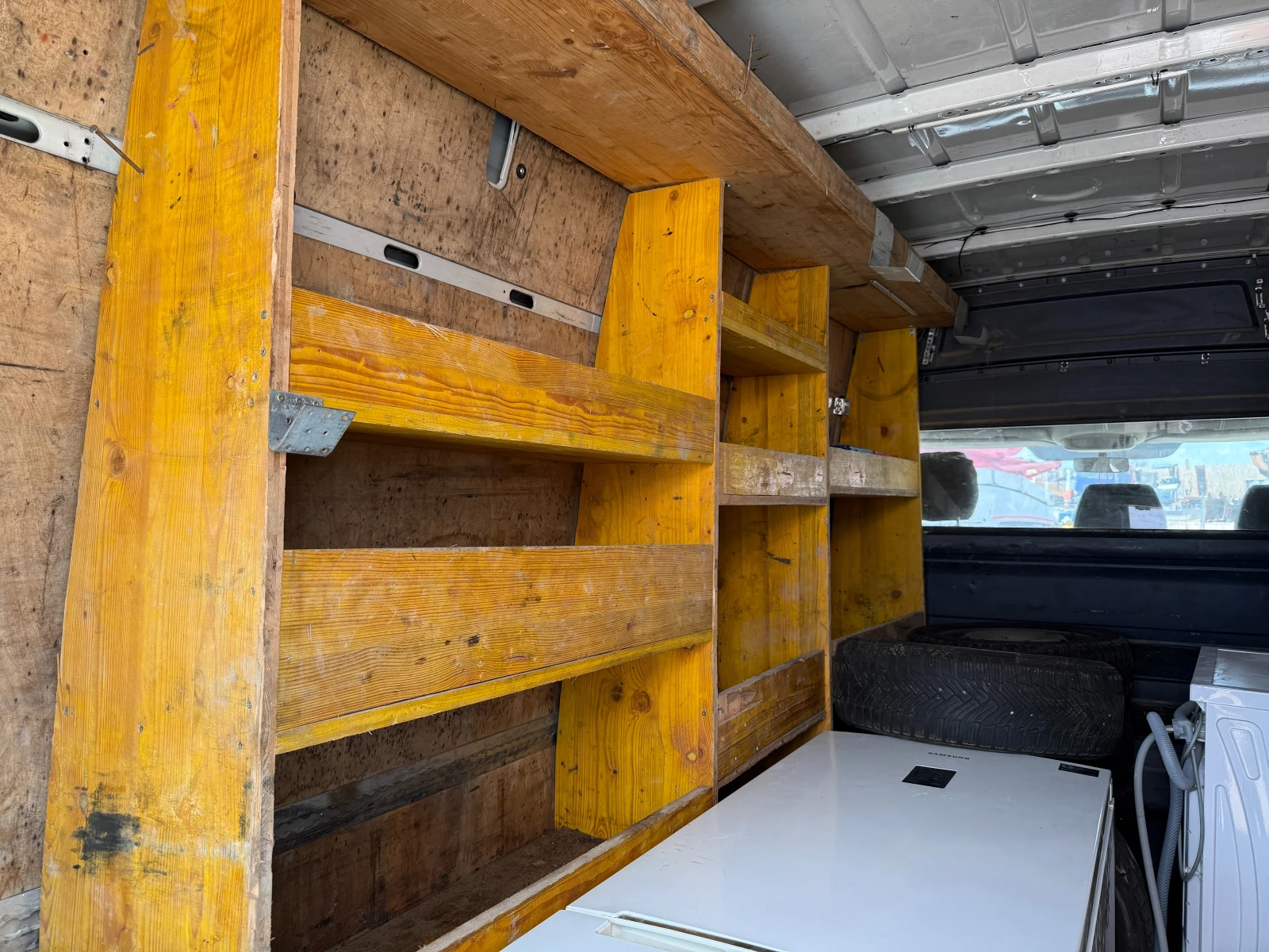 VW Crafter, снимка 12 - Бусове и автобуси - 53770470