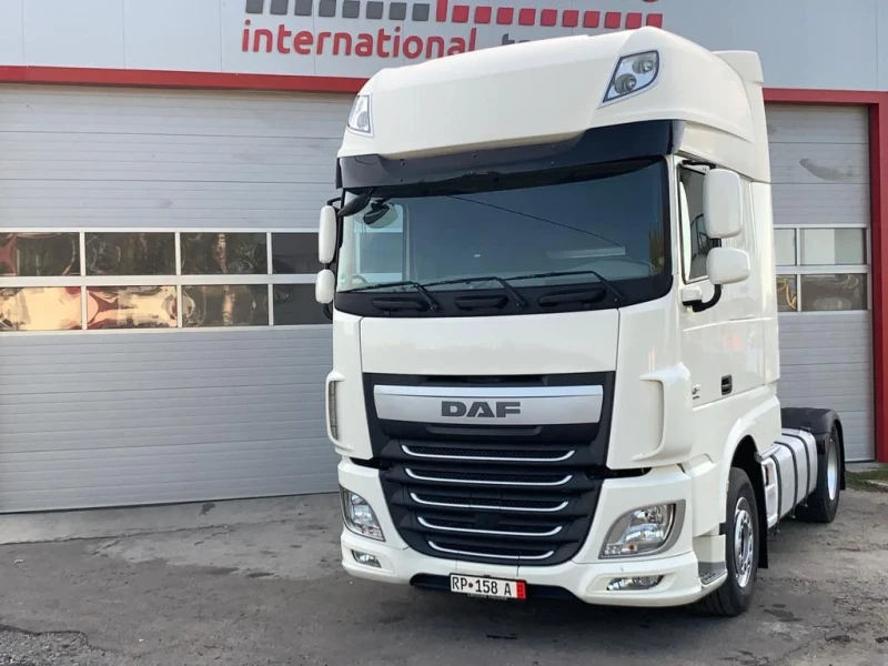 Daf XF 106 SUPER SPASE АUTOMATIK RETARDER KLIMATIK EVRO, снимка 2 - Камиони - 49587363