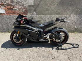  Yamaha YZF-R6