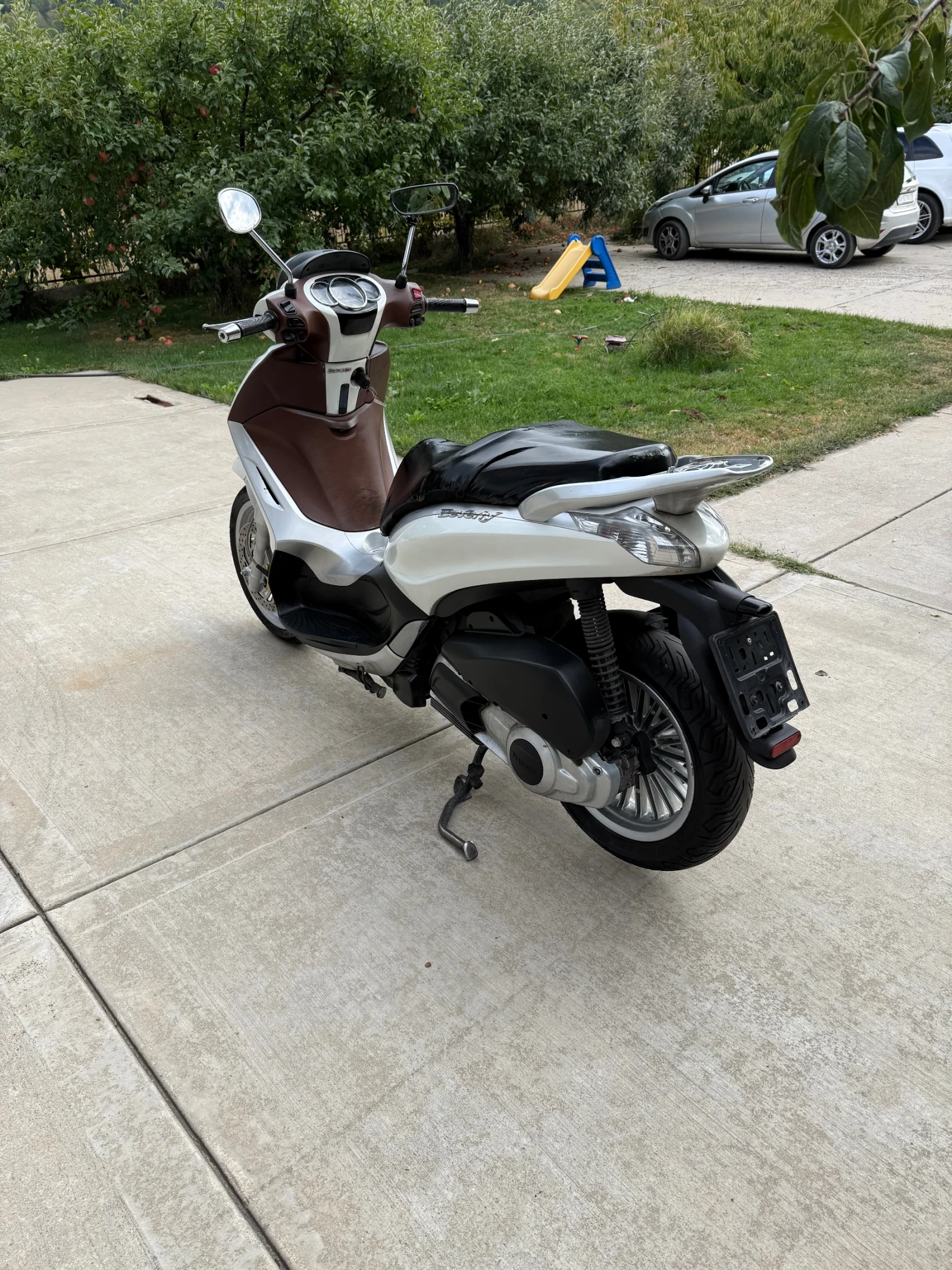 Piaggio Beverly 2011 300, снимка 6 - Мотоциклети и мототехника - 56084634