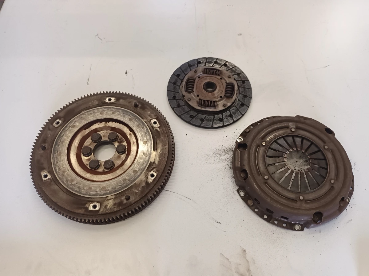    1.0  | Mobile.bg   1