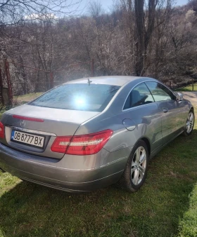 Mercedes-Benz E 220, снимка 4