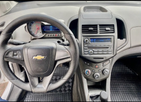 Chevrolet Aveo 1.2i/LPG-BRC*КЛИМАТИК*, снимка 9 - Автомобили и джипове - 44624214