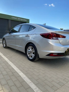 Hyundai Elantra | Mobile.bg    3