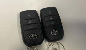 Toyota Corolla 1.8 Hybrid Touring Sports Style * TOP* , снимка 16