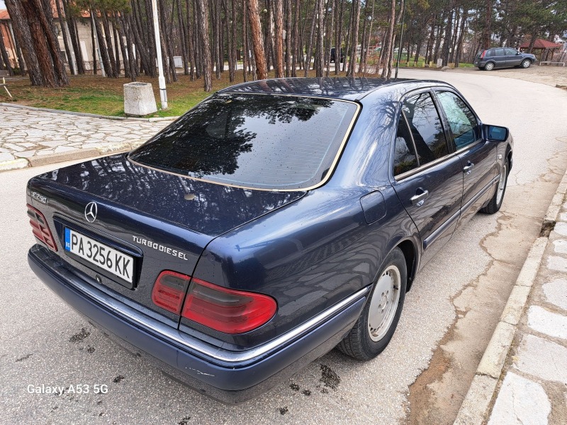 Mercedes-Benz E 250 2.5TD, снимка 2 - Автомобили и джипове - 46413470