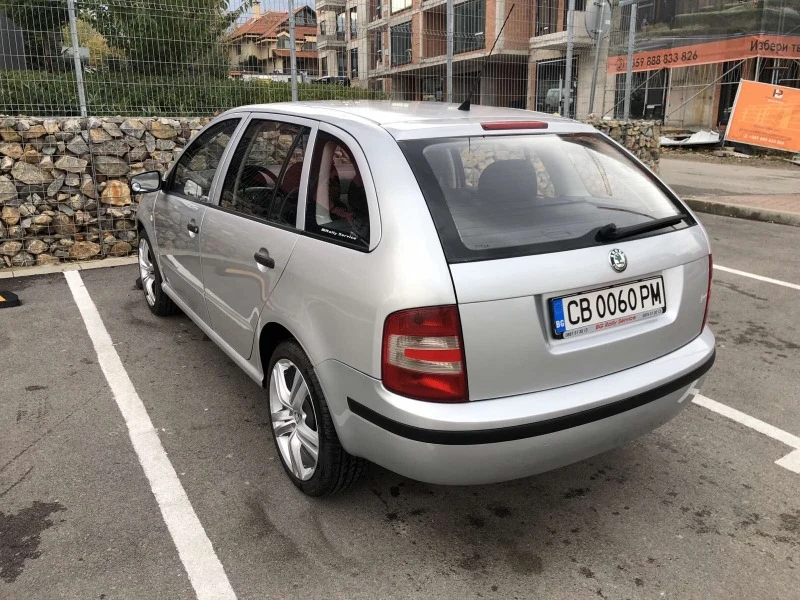 Skoda Fabia 1.4i 16v 80 кс, снимка 6 - Автомобили и джипове - 47099933