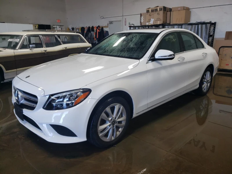 Mercedes-Benz C 300 4MATIC, снимка 1 - Автомобили и джипове - 48663449