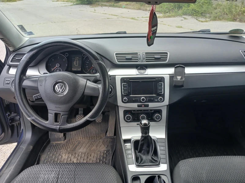 VW Passat, снимка 9 - Автомобили и джипове - 52576420