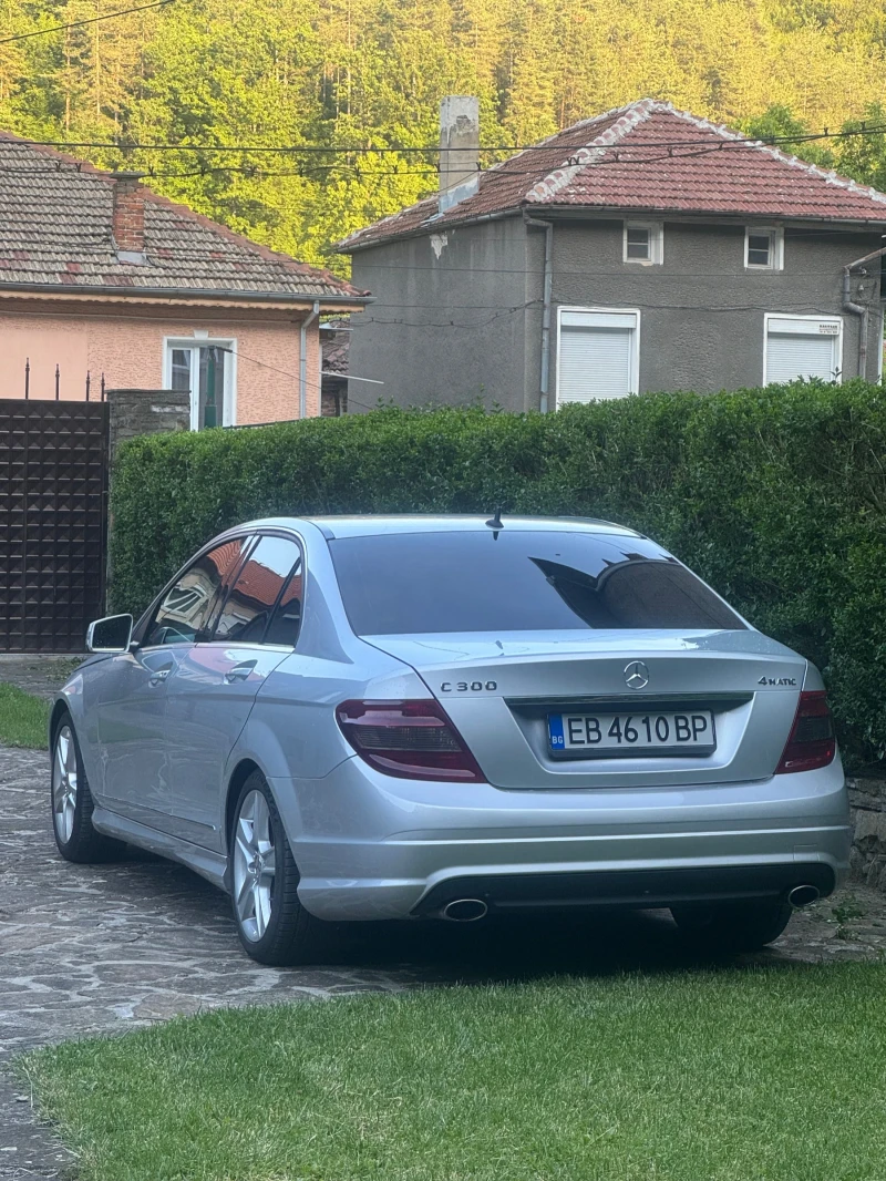 Mercedes-Benz C 300 AMG 4 Matic barter, снимка 12 - Автомобили и джипове - 52808663