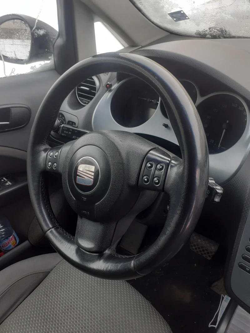 Seat Toledo 2000 куб. , снимка 11 - Автомобили и джипове - 52557048