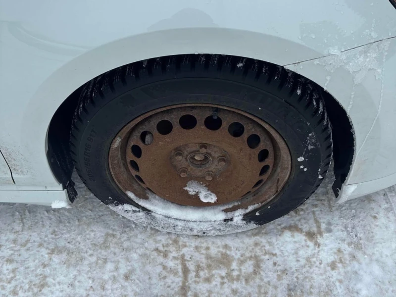 VW Golf * 5dr HB Man 1.8 TSI * CARFAX * ЦЕНА ДО БГ, снимка 7 - Автомобили и джипове - 53214657