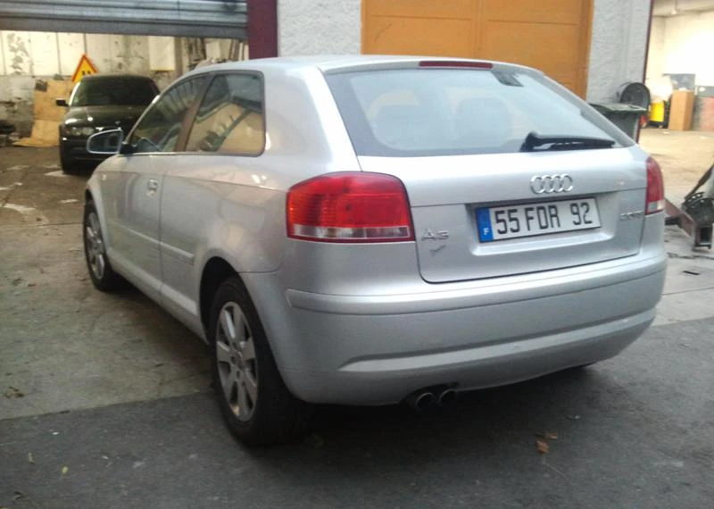 Audi A3 2000 FSI, снимка 3 - Автомобили и джипове - 35336045