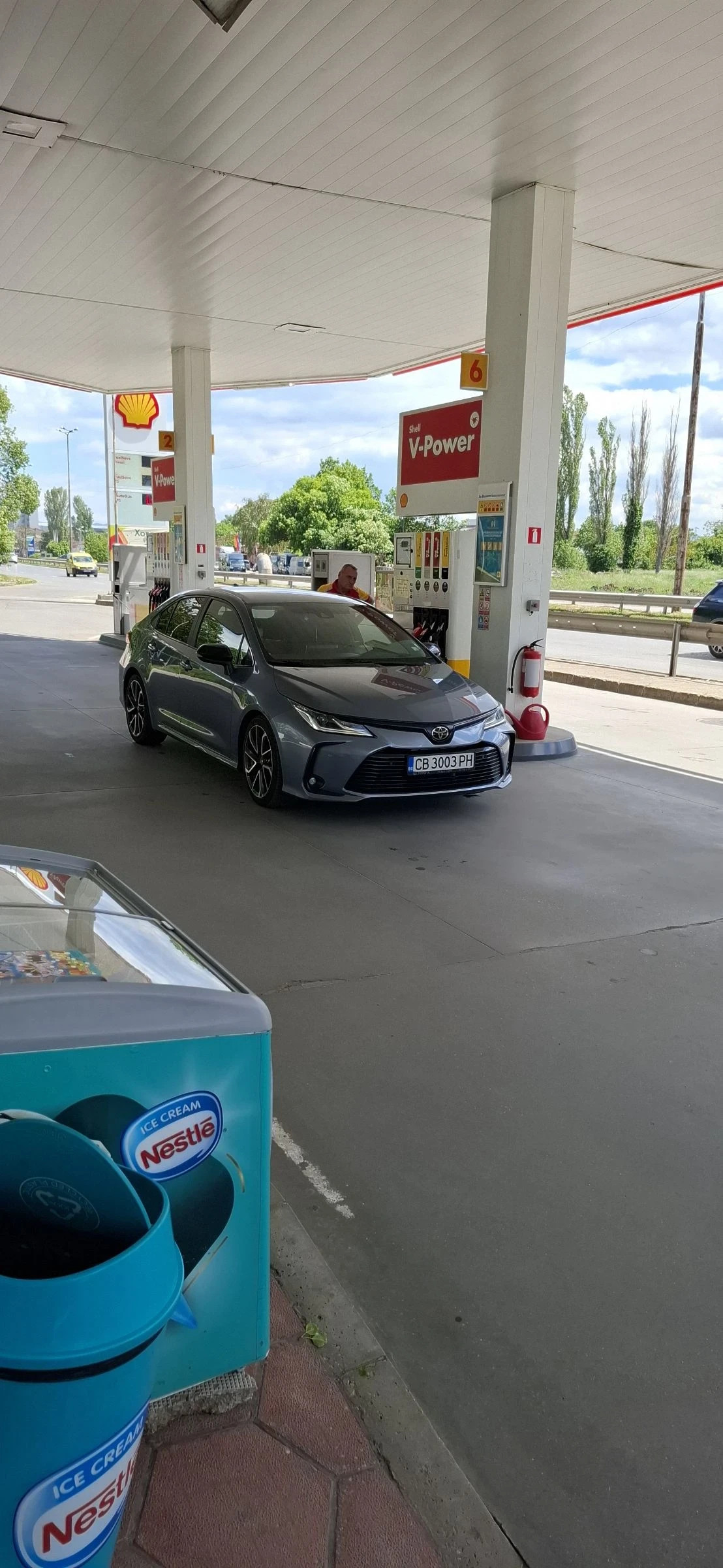 Toyota Corolla 1, 6 i GR SPORT 18-ки джанти 132кс, гаранционна!, снимка 1