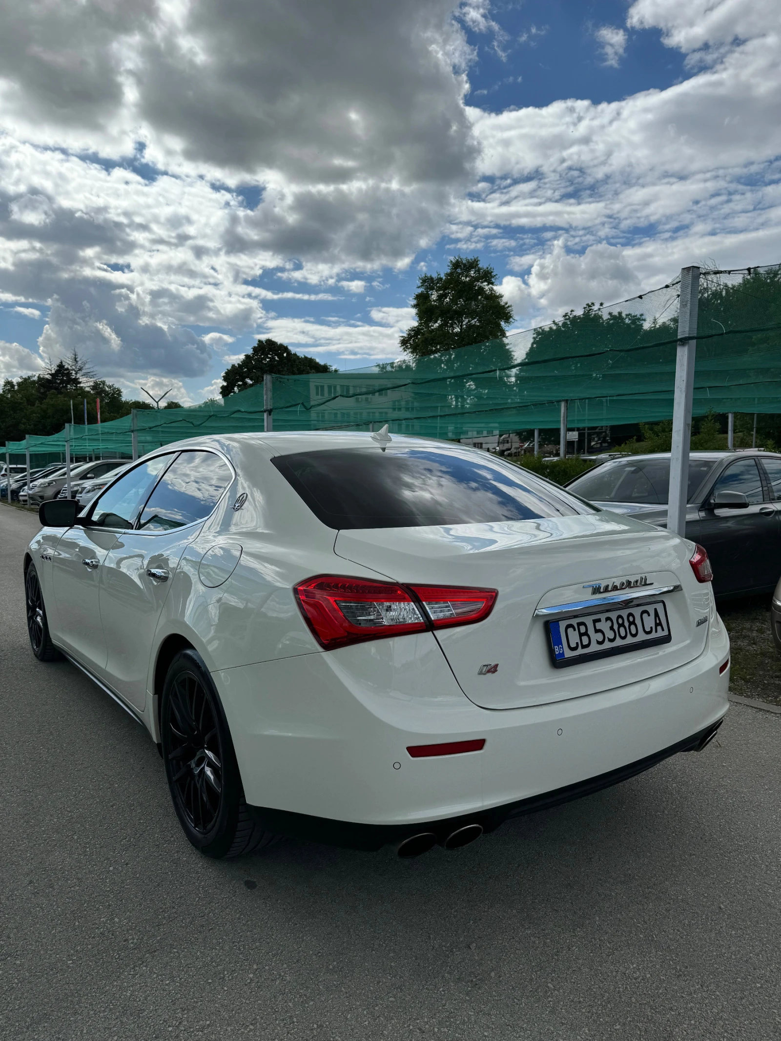 Maserati Ghibli 3.0 Бензин!4х4!411к.с!ТОП! - изображение 9