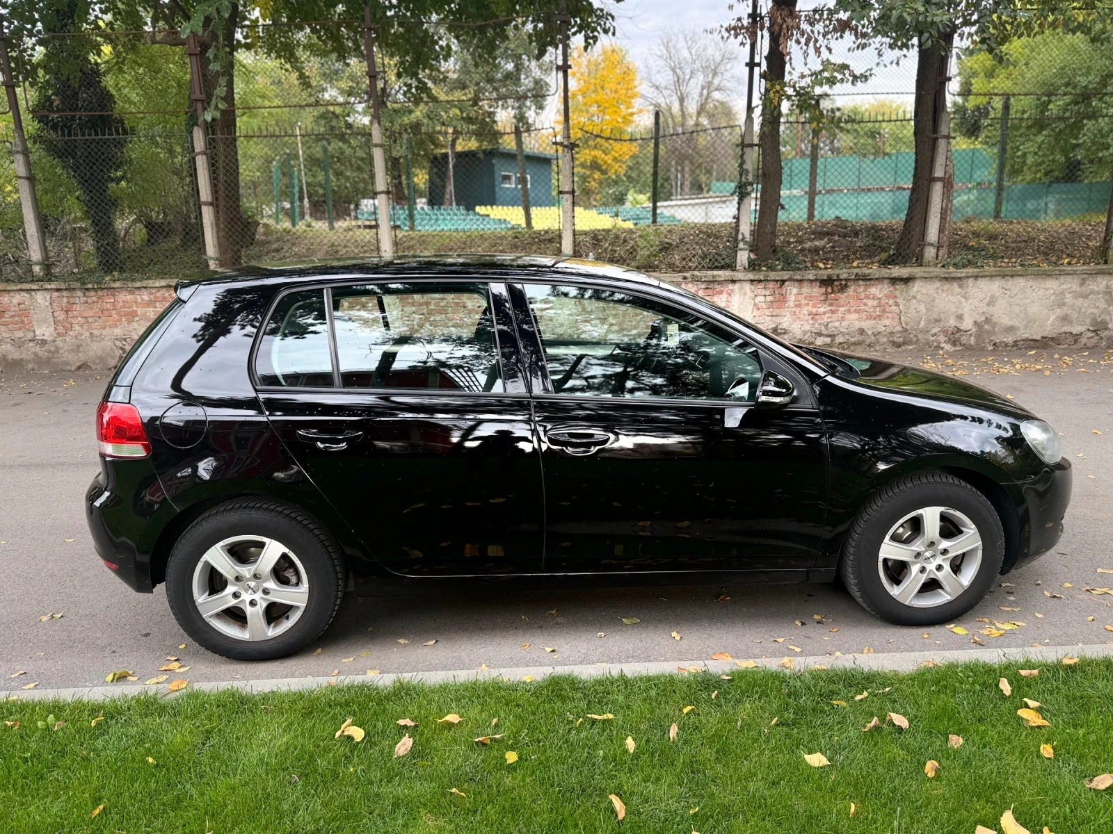 VW Golf 1.4 * РЕАЛНИ КМ* ПЕРФЕКТЕН*  - изображение 6