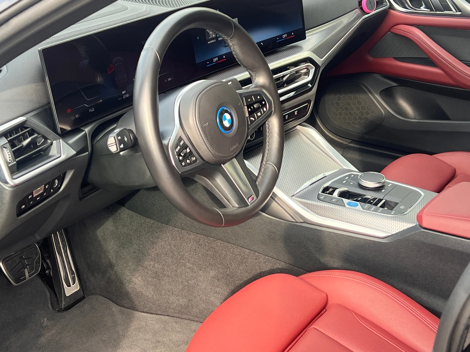 BMW i4 eDrive 40 Gran Coupe - изображение 7