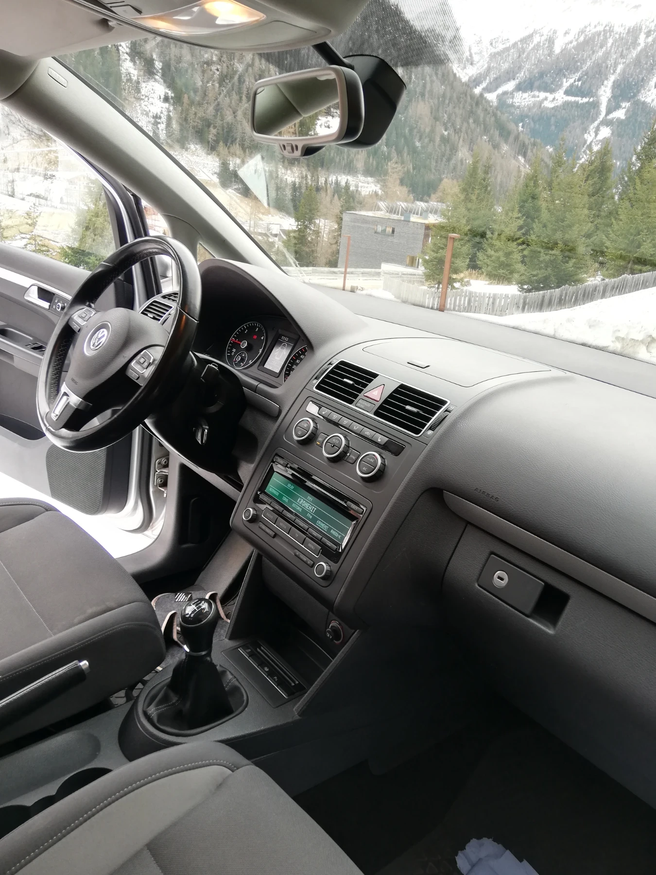 VW Touran  - изображение 9